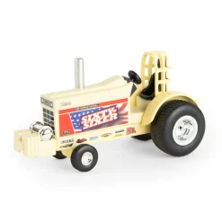 Chase Unit ~ 1/64 International 1066 "Sixty-Sixer" Vintage Pulling Tractor