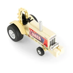 Chase Unit ~ 1/64 International 1066 "Sixty-Sixer" Vintage Pulling Tractor