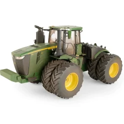 Dusty Chase Unit ~ 1/16 John Deere 9R 540 Tractor, ERTL Prestige Collection