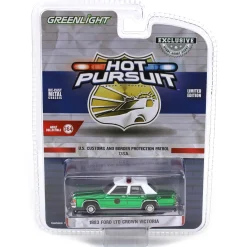 Green Chrome Super Chase ~ 1/64 1983 Ford LTD Crown Victoria, US Customs & Border Patrol, Hot Pursuit Special Edition