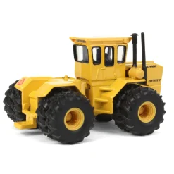 Industrial Chase Set ~ 1/64 Case IH & IH 4WD Tractor Set, Toy Tractor Times 40th Anniversary