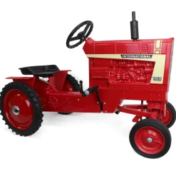 International Hydro 100 Wide Front Pedal Tractor with Rear Fenders & Muffler