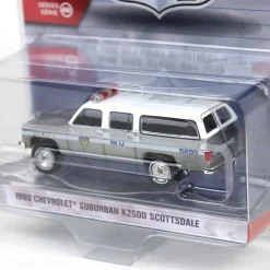 Raw Chase Unit ~ 1/64 1990 Chevrolet Suburban K2500 Scottsdale, NYPD, Hot Pursuit Series 46