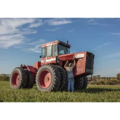 RED 4WD Tractors 1957-2017 High-Horsepower IH, Steiger, J. I. Case & Case IH 384 Page Hardcover Book