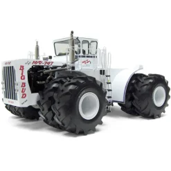 Set of 2 ~ 1/16 Big Bud 760 H.P. & 900 H.P. Tractors, Toy Farmer Editions