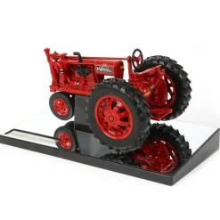 Set of 4 ~ 1/16 Limited Edition Farmall 100th Anniversary Tractors