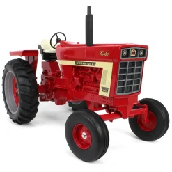 Signed Version ~ 1/8 International 1066 Wide Front, Farmall 100 Years, Made in the USA
